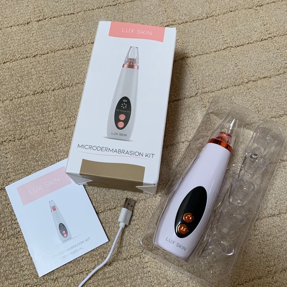 SOLD - LUXSKIN Microdermabrasian Kit - Picture 4 of 4